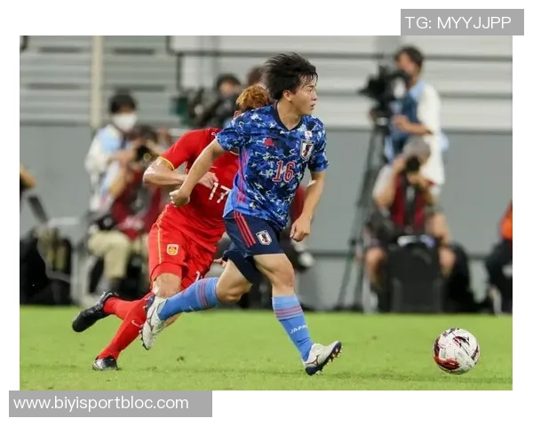 海港险遭重创相马勇纪头球击中立柱错失良机 海港险遭重创相马勇纪头球击中立柱错失良机