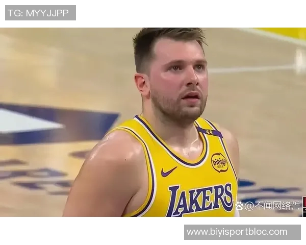 开拓者媒体人称里夫斯状态出色湖人队在东契奇与老詹归来后实力不容小觑