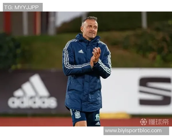 西班牙队总监回应国家德比冲突称球队氛围良好保持冷静态度