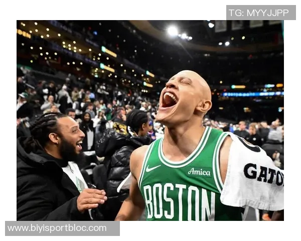 里夫斯分享与东詹并肩作战的感受与三位无私创造者的默契配合